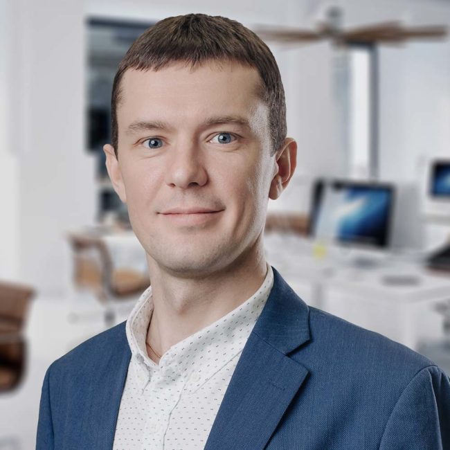 "Digitalization does not exclude people but improves the workflow". Interview with Evgenii Khrenov, the head of industrial cyber-physical systems and solutions department, KONSOM GROUP